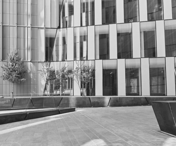 As nossas obras: Boland’s Quay | Granito Branco Micaela, Granito Negro Angola